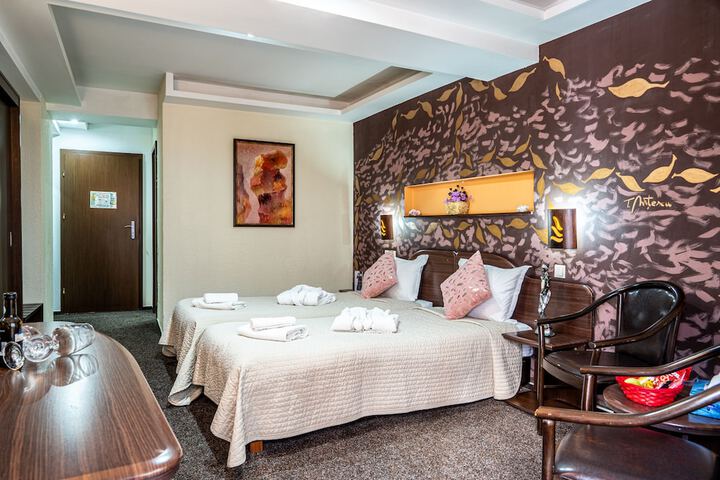 Room 18 of 46