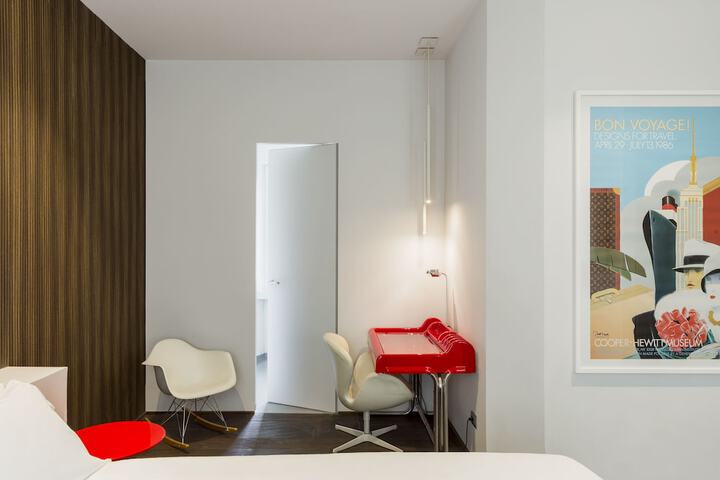 Room 18 of 45