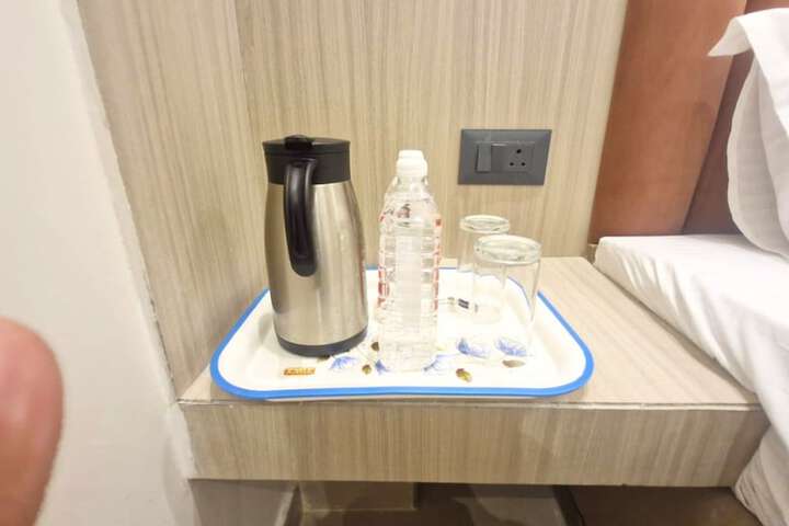 Breakfast/Coffee Service 15 of 17