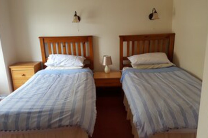 Room 70 of 105