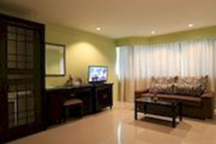 Room 67 of 103