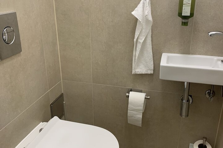 Room 113 of 147