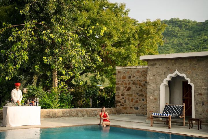 Pool 23 of 51