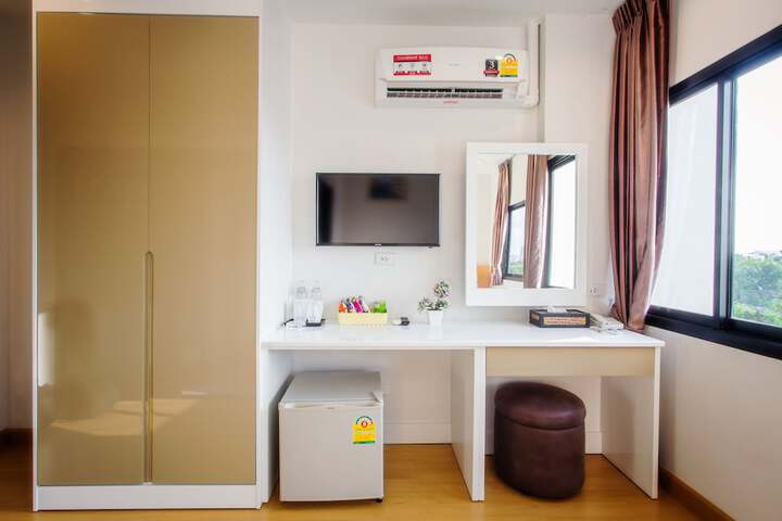 Room 14 of 63