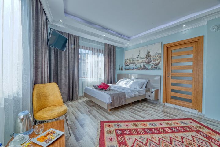 Garth of Balat Hotel in Istanbul