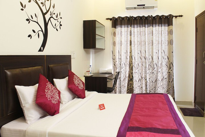 Room 7 of 19