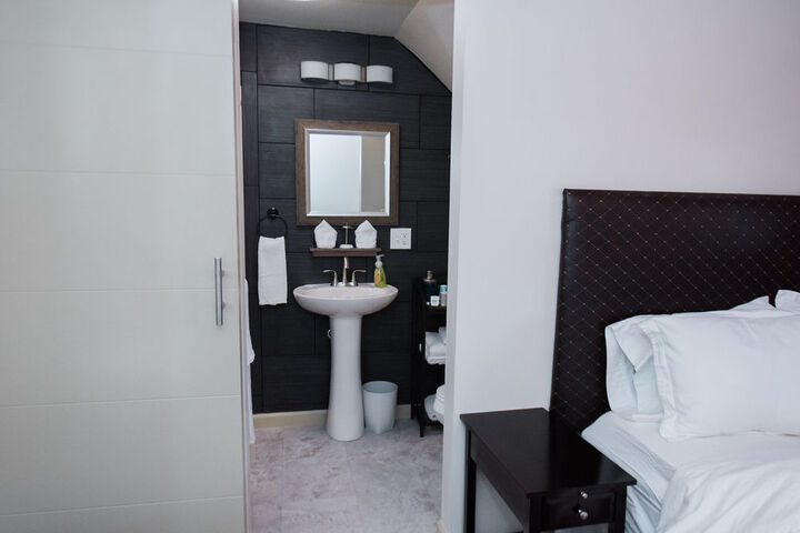 Room 43 of 75