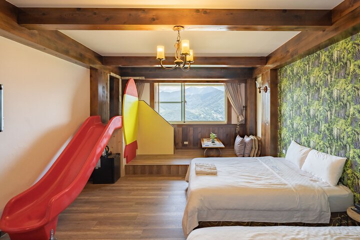 Room 46 of 146