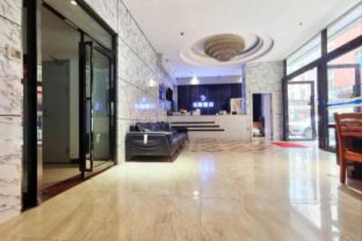 Yudong Hotel (Nanning Yudong Metro Station Branch)
