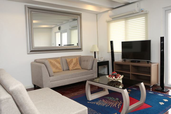Room 30 of 50
