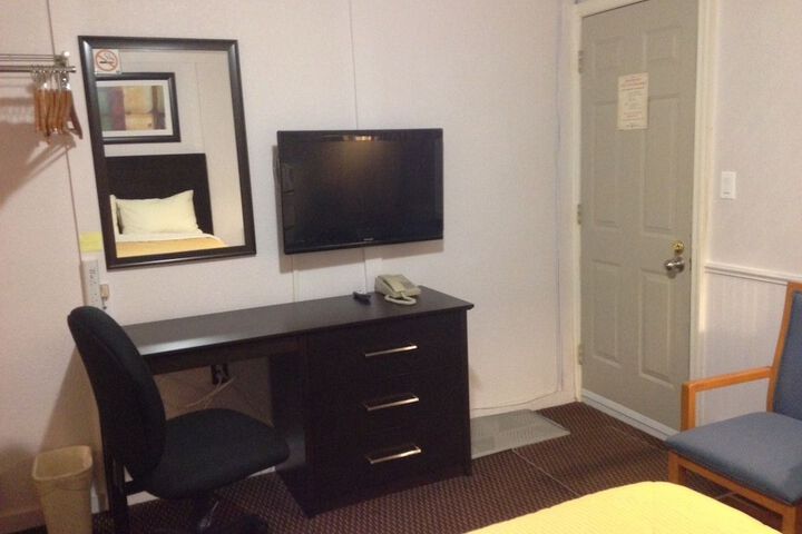 Room 16 of 57