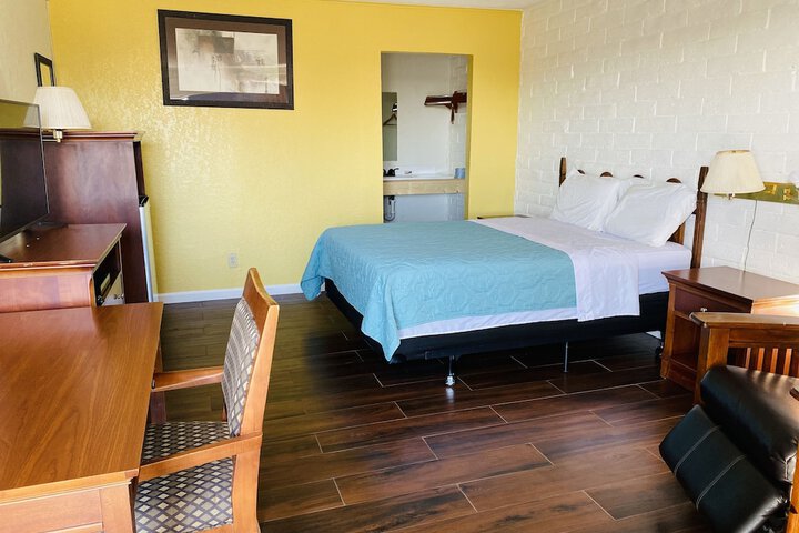 Room 5 of 23
