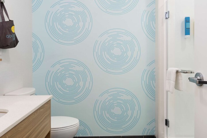 Bathroom shower