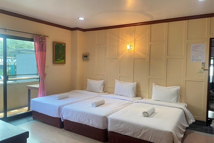 Room 38 of 108