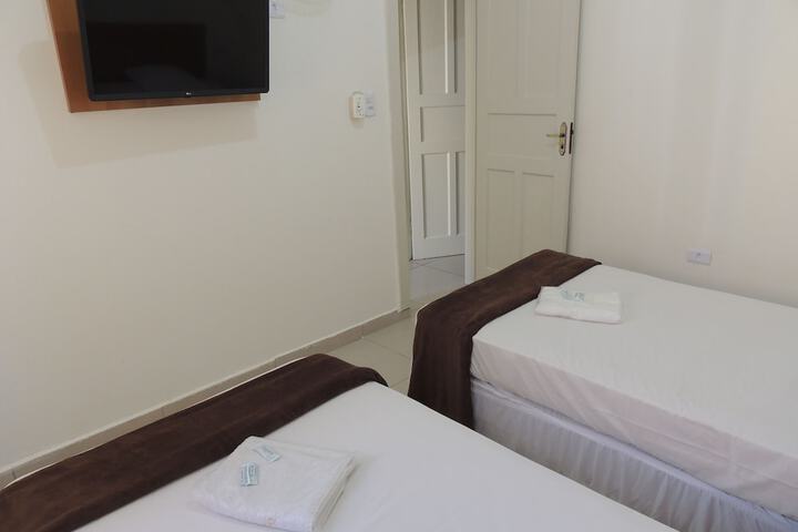 Room 15 of 107