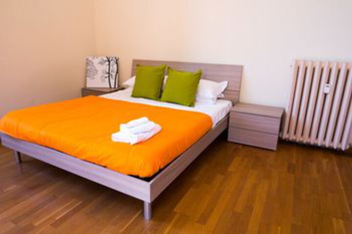 Room 3 of 10