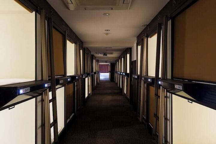 Room 18 of 39