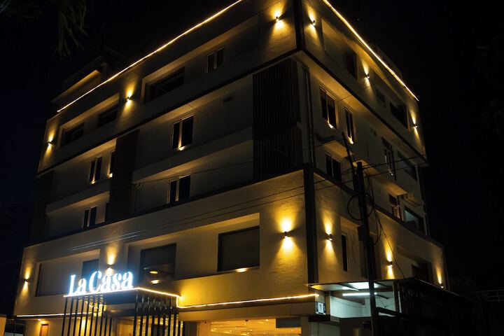 Exterior of Hotel La Casa