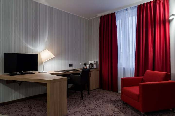 Room 22 of 57