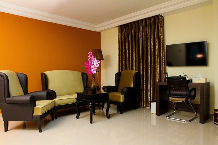 Room 21 of 54
