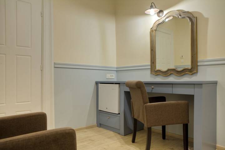 Room 19 of 52