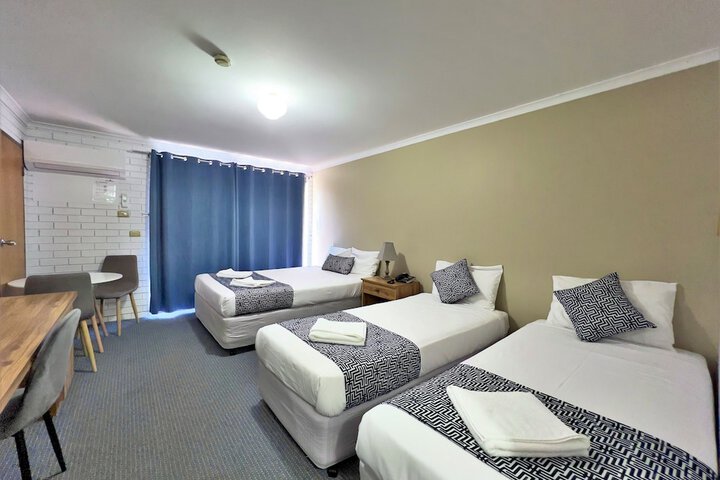 Room 6 of 47