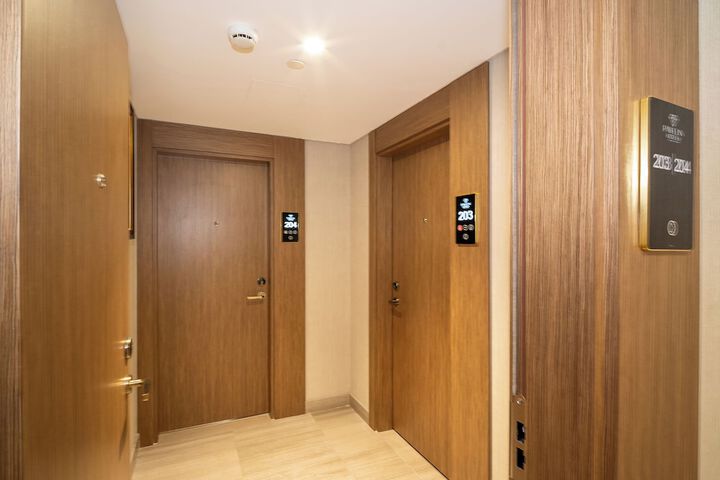 Ballroom/Hall 158 of 170