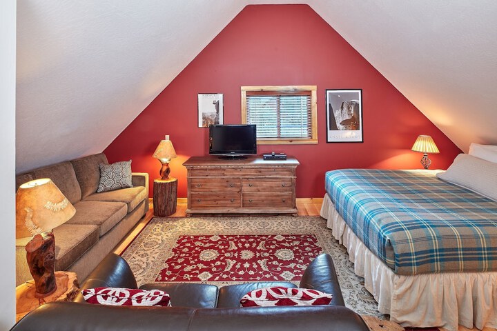 Room 11 of 192