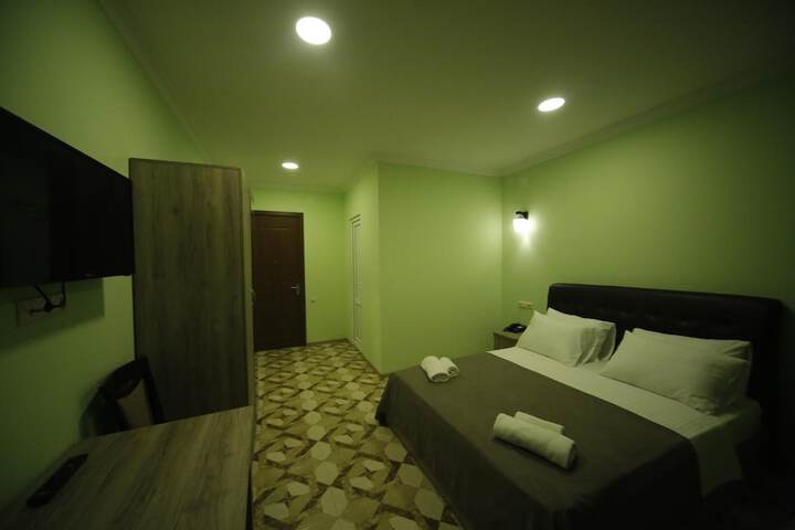 Room 21 of 51