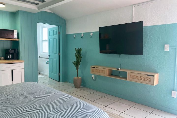 Room 14 of 86