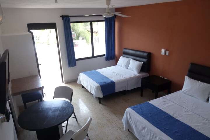 Room 13 of 42