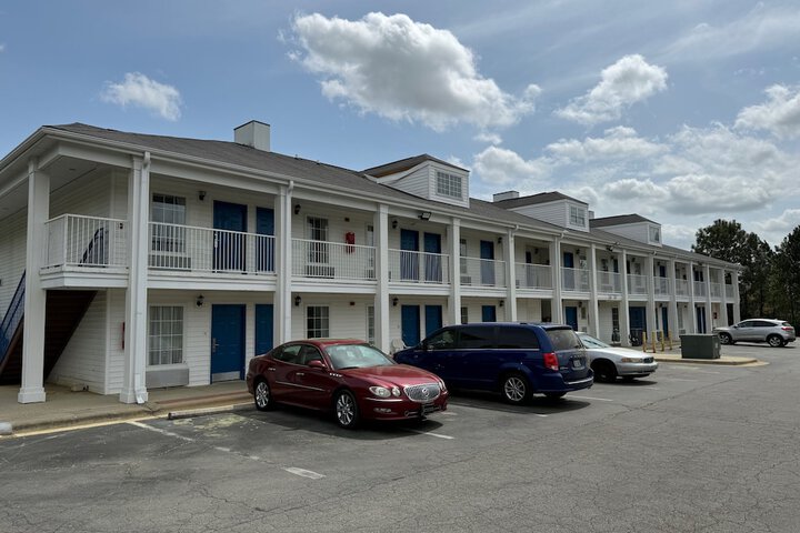 Hotel 12 of 12