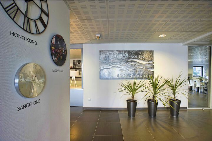 Guest Lobby