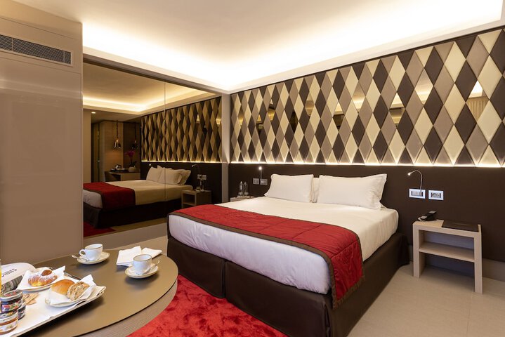 Room 48 of 142