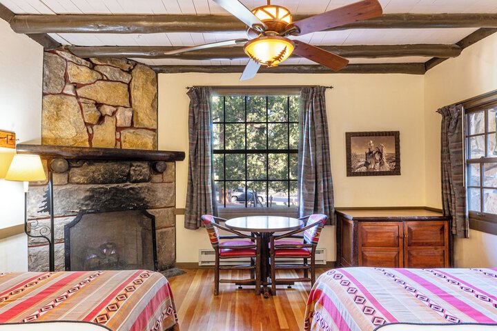 Room 4 of 22