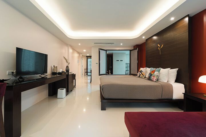 Room 17 of 170