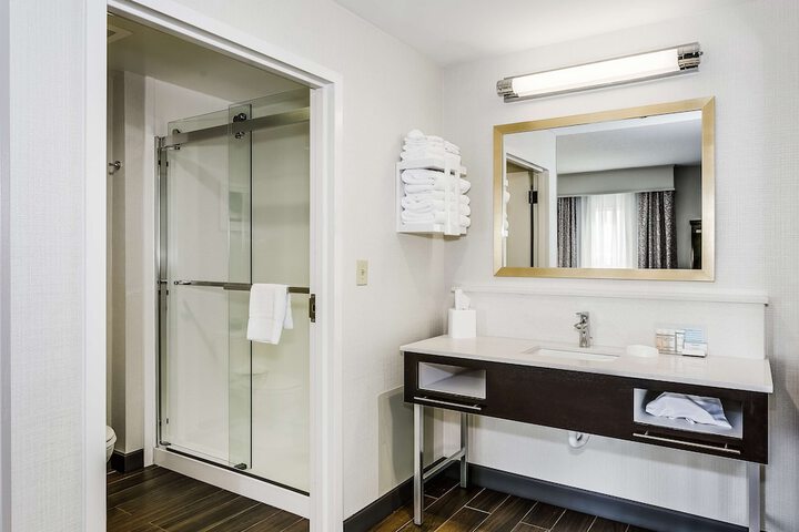 Bathroom shower