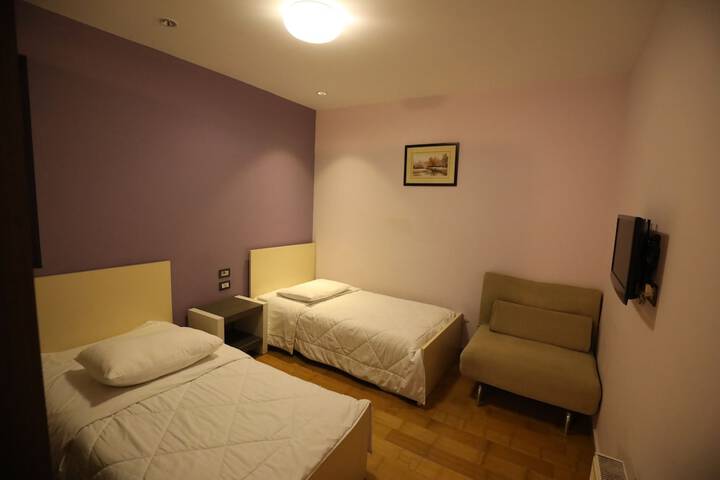 Room 58 of 86