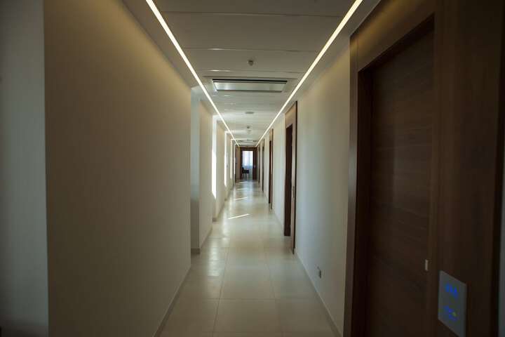 Ballroom/Hall 23 of 37