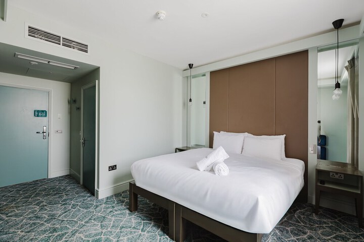Room 118 of 263