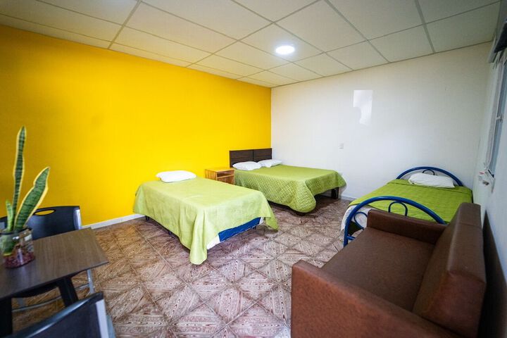 Room 8 of 37