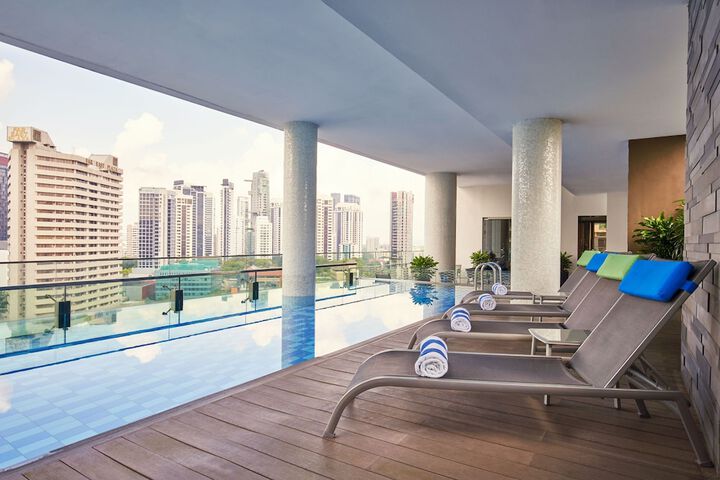 Hotel with Pool