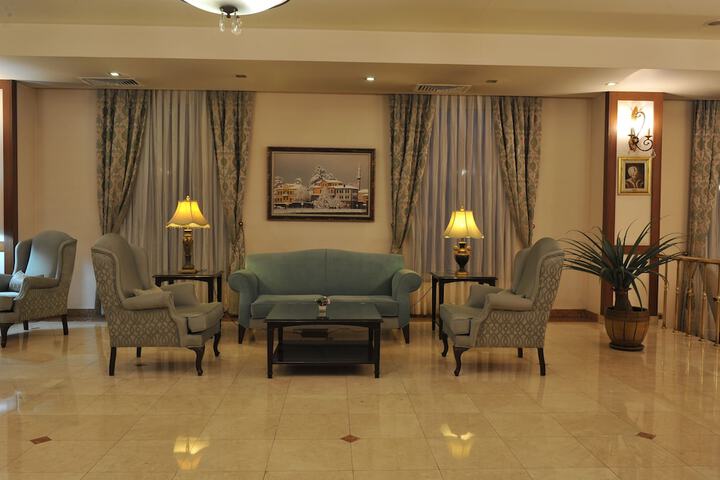 Hotel Interior 4 of 64