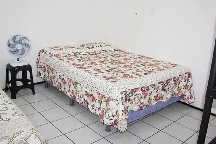 Room 2 of 5