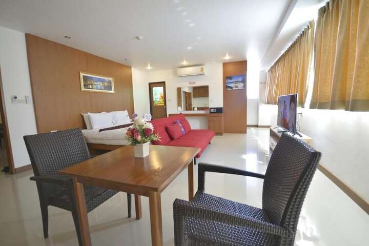 Room 5 of 26