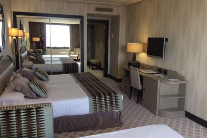 Room 33 of 138