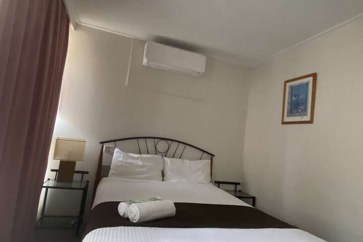 Room 42 of 81