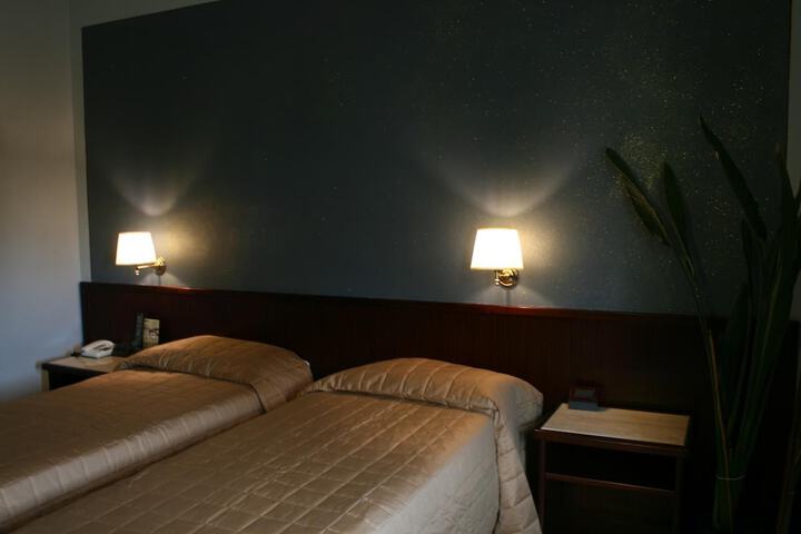 Room 30 of 58