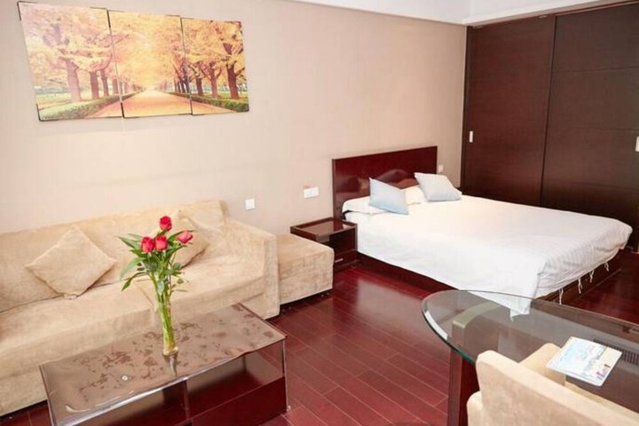Room 33 of 55