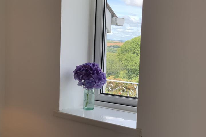 Room 18 of 43